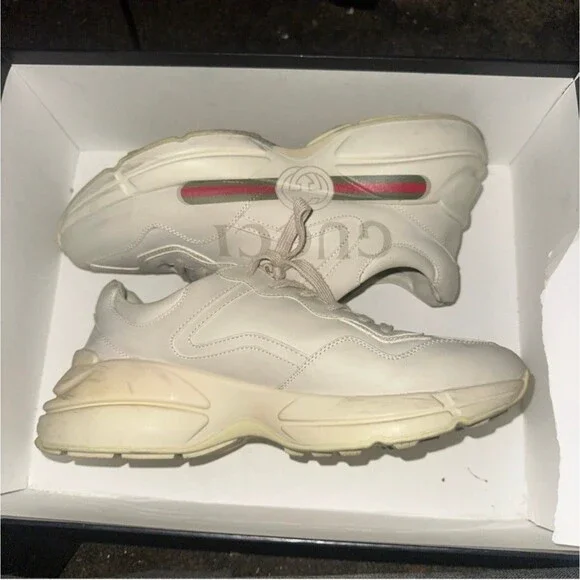 Gucci Beige and Green Sneakers size 10 - Picture 2 of 4